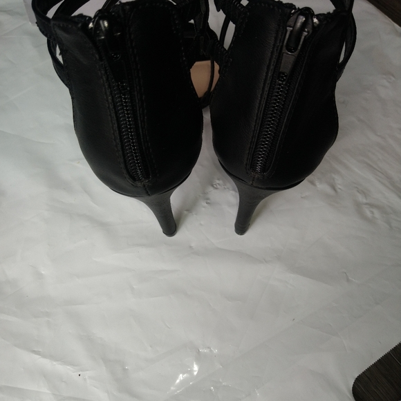 Le Château Heel Sandals - Picture 5 of 6